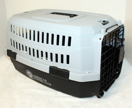 American Kennel Small Pet Adoption Carrier Travel Crate ~ New ~ Black &amp; White - £27.96 GBP