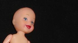 Barbie little sister Kelly Tommy doll bald friend red lips blue eyes first body - £5.60 GBP