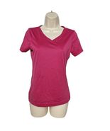 Reebok Women&#39;s Play Dry Active Wear T-Shirt Size Small Solid Pink Short ... - $13.71