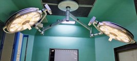 Dual Dome OT Room Light Examination &amp; Surgical LED Light OR Lamp 600+600 lamps * - £3,125.29 GBP