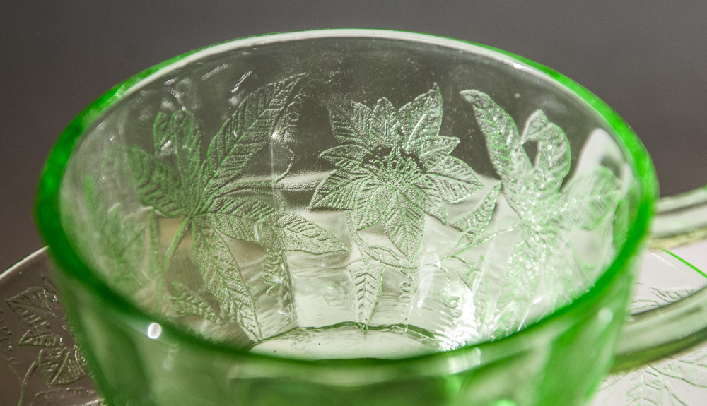 Jeannette Glass Floral Poinsettia Cup & Saucer Green Depression New Item image 3