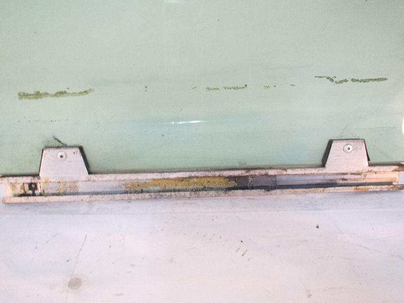 Front Right Door Glass OEM 93 94 95 96 97 Cadillac Seville Item image 6