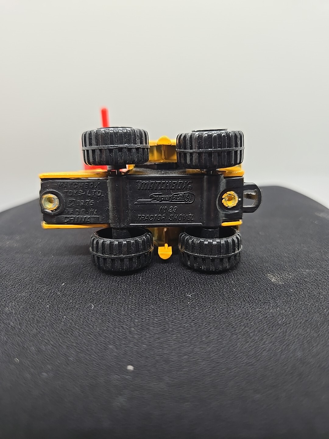Lesney Matchbox Superfast No. 29 Tractor Shovel 1976 Yellow - England W/Box Item image 6