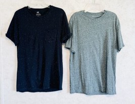 H&amp;M Lot of Two Men’s T-Shirts Crewneck Short Sleeve Green Black Size Small - £18.64 GBP