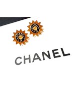 Chanel CC Mark Yellow Gold Starburst Button Stud Earrings - $5,338.00 MXN