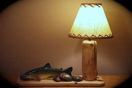 Rustic Cabin Table Lamp...The Little Cabin Creek Log Lamp w/9&quot; Clip On Shade  - £152.77 GBP