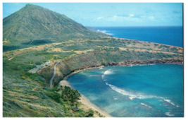 Hanauma Bay with Koko Crater in background Hawaii Postcard - £5.41 GBP
