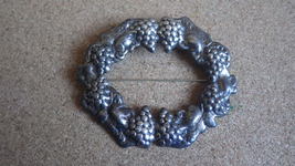 Large Vintage Mexican Sterling Silver Repousse Grape Clusters Vines Brooch Pin - £36.19 GBP