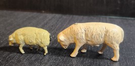 VINTAGE 1950s CHERLLIO VILLAGE FARM SHEEP, EWES SET 2 LEAD FIGURES ENGLAND - $146.32 MXN