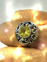 HAUNTED GOLDEN QUEEN ROYAL WEALTH AND POWER KEY GOLDEN  ROYAL COLLECTION MAGICK image 2