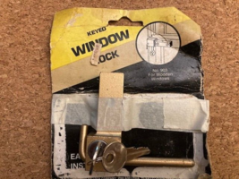 Vintage Taylor Lock Co. Keyed Window Lock No 903 Lock and keys made in USA - $158.62 MXN
