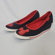 Disney&#39;s Mickey Mouse Women&#39;s Wedge Shoes Size 8 Black Red Sequins Slip Ons - $19.79