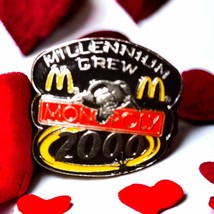 Vintage McDonald&#39;s millennium crew Monopoly 2000 Pinback - $11.88