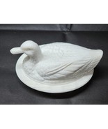 Vintage WESTMORELAND White Milk Glass Large DUCK ON A NEST Candy / Cover... - £24.78 GBP