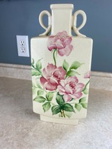 Mann MCMLXXXVI Victorian Rose Japan Vase With Allover Crazing Pattern - $13.81