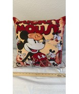 Disney Direct Mickey Mouse. Mickys Nightmare Pillow.  16x16” - $362.91 MXN