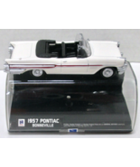 New Ray 1957  White Pontiac Bonneville Convertible W/Black Interior - $16.87 CAD