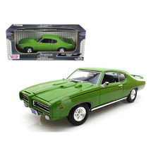 1969 Pontiac GTO Judge Green 1/18 Diecast Car Model by Motormax - £46.63 GBP