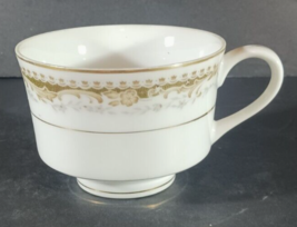 QUEEN ANNE Signature Collection TEA CUP Teacup Green Select Fine China J... - $5.24 CAD