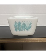Vintage Pyrex Refrigerator Storage Dish Amish Butterprint Rooster #502 - $219.45 MXN