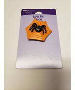 Hallmark Lapel Pin Broche - Halloween Vintage Spider Black &amp; Orange Web ... - £7.86 GBP