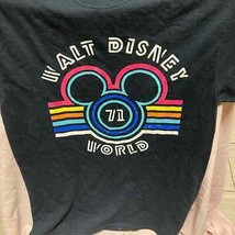 Walt Disney World 71 T-Shirt Size M - $17.82