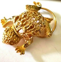 Vintage  Gold Tone  FROG  SCARF HOLDER - £12.78 GBP