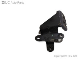 Throttle Cable Bracket For 03-07 GMC Savana 2500  6.0  4wd - $19.75