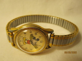 vintage Lorus Disney Mickey Mouse Watch, gold model #V515-6128, Japan Mo... - $22.00