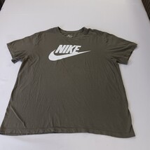 The Nike Tee BV1997-3NB Men's Green Cotton Short Sleeve T-Shirt Size Large image 11