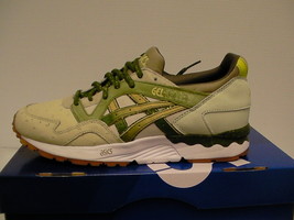 Authenticity Guarantee 
Mens Asics running shoes gel lyte v size 8 us sand/ca... - £94.10 GBP
