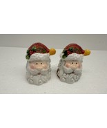 Vintage Ceramic Santa Head Salt and Pepper Shakers - €7,27 EUR