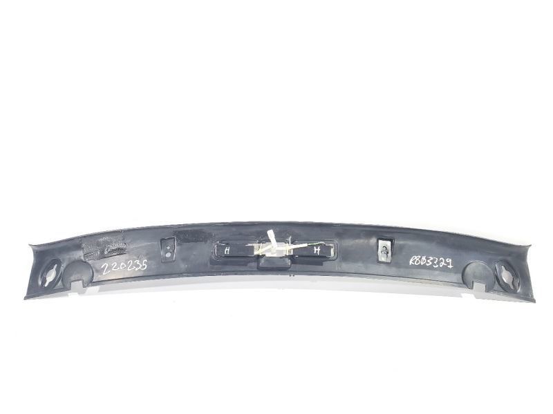 Dome Light with Trim OEM 1997 Toyota Celica Item image 2