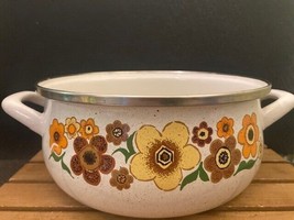 Vtg Crowning Touch Spain  Harvest Blossom Porcelain Enameled Pot - $175.40 MXN