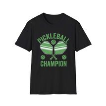 Men&#39;s Pickleball Champion T-Shirt  Retro Green Paddle Design - €21,44 EUR