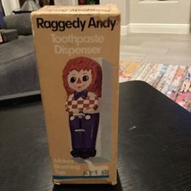 Vintage Raggedy Andy Toothpaste Dispenser 1973 Unused - New! Sealed. - £19.55 GBP