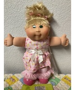 Cabbage Patch Kid Girl Blonde Cornsilk Hair Green Eyes JAAKS PA-02H 2009 - $4,591.40 MXN