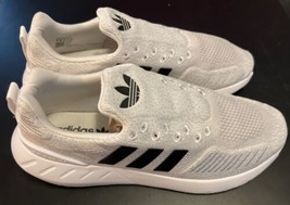 adidas Swift Run 22 Size 11 Men&#39;s Athletic Shoe White Black Grey One - £46.91 GBP