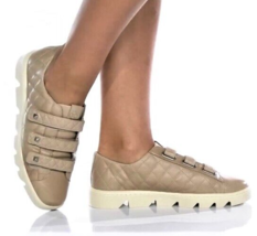 Bernardo Women&#39;s Shoes/Sneakers Dillons Sz.-9M Leather - $69.97