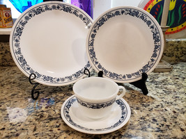 Vintage Corelle Old Town Blue Onion 16 Pieces plates, cups, saucers - $19.99