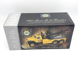 First Gear 1/25 scale 1960 B-61 Mack Wrecker, Tow Truck NAPA, #49-0013 - £90.18 GBP