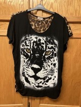 FREE KISSES  Women’s Size 2X Black Tunic Animal Print Graphic Lion Blouse - $13.86