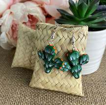 Hand-Made Alebrije Cactus &quot;Nopalitos&quot; Earrings in Small Palm Box - £12.77 GBP