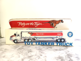 EXXON Toy Tanker Truck First Series 1993 Collector&#39;s 1:48 scale or O scale - £11.75 GBP