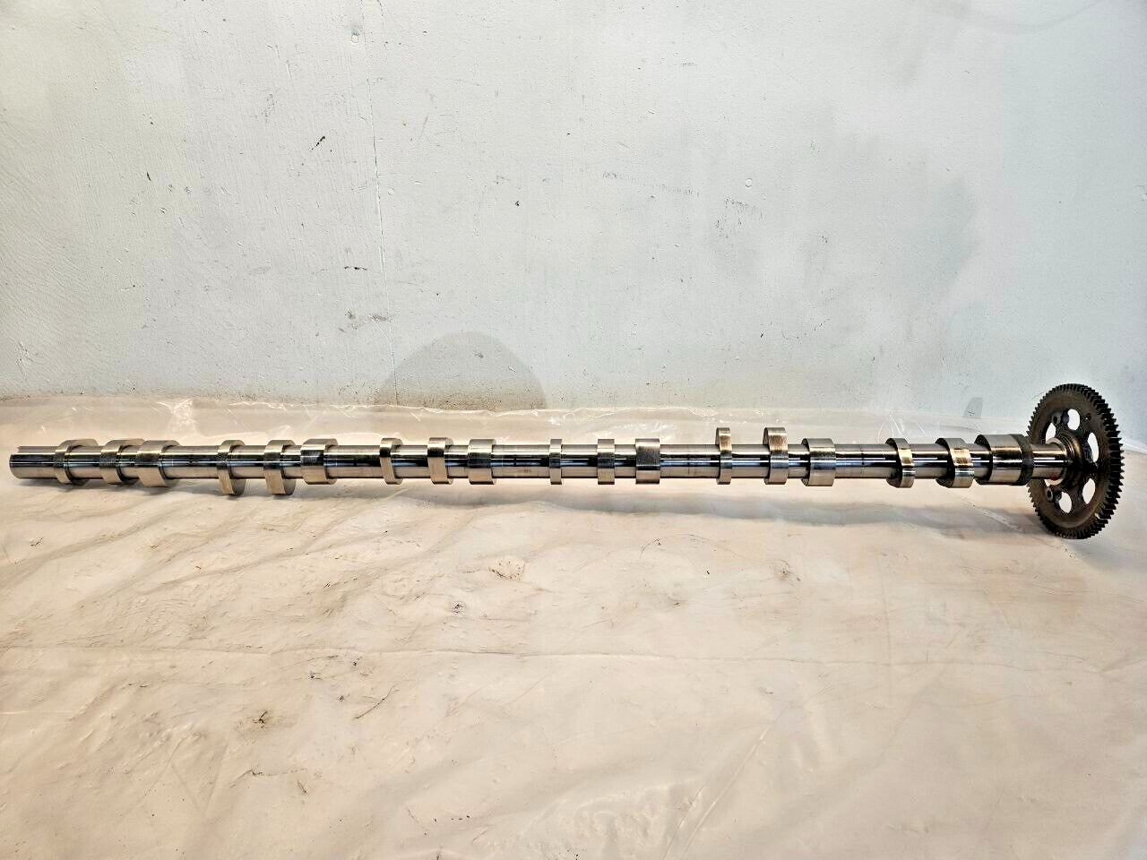 2017 Detroit Diesel DD15 Engine Camshaft 14720501601 OEM - $1,026.35