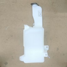 Dorman 603106 Fits Escalade Suburban Front Windshield Washer Fluid Reser... - $504.88 MXN