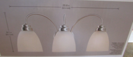 3 FROSTED GLOBE  SILVER VANITY  WALL SCONCE LIGHT - £32.37 GBP