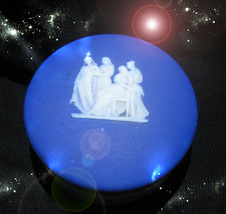 HAUNTED ANTIQUE FORTUNE GODDESS CHARGING PORECLAIN BOX MAGICK MYSTICAL T... - £198.21 GBP