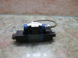 Uchida Rexroth Valve Unit 4WE6J-51-M0/AW200-00 Npl 4WE6J-51-M0/AW100-00 - $58.19