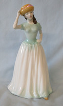 Royal Doulton Pretty Ladies Figurine HN4308 Happy Birthday 8 1/2&quot; - £25.69 GBP